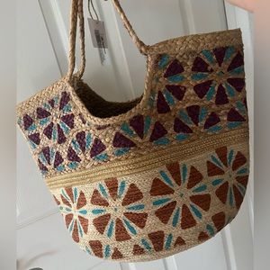 NWT - Exterior: 100% Jute
Olivia Miller Women's Judith Tote Multi-color